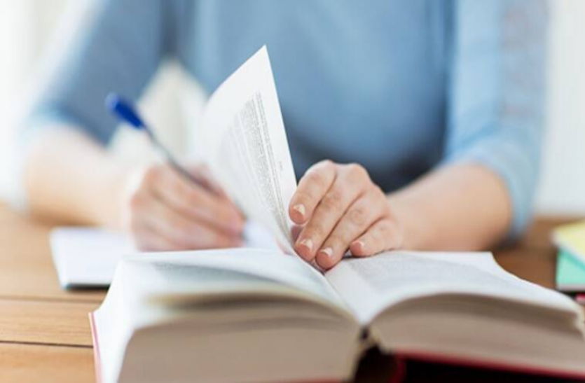 Open Book Exam Open Book Exam में शामिल हुए 44 हज़ार परीक्षार्थी, छात्रों के लिए महत्वपूर्ण सूचना