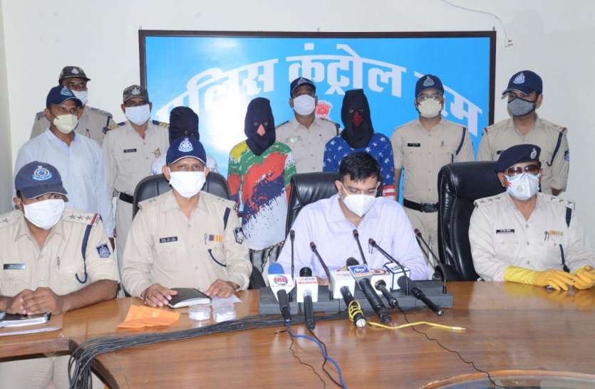 disclosed robbery.jpg disclosed robbery:गजब का दुस्साहस, लूट की रकम से पहुंच गए बाइक खरीदने