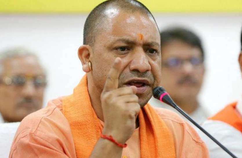 CM yogi सीएम योगी का चला हंटर, अब तक 15 आइपीएस हुए सस्पेंड, लगे हैं बड़े आरोप, देखें लिस्ट