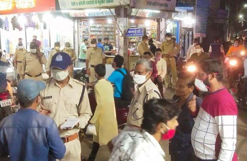 chalan2.jpg जबलपुर में एंटी कोरोना टास्क फोर्स ने 489 लोगों का किया चालान
