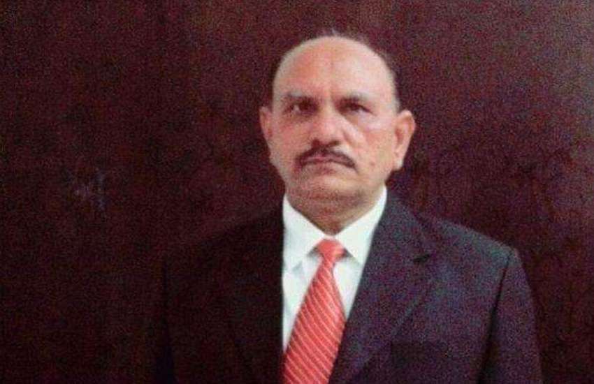 निजी स्कूल छोड़ सरकारी हिंदी स्कूलों में २३७ विद्यार्थियों ने लिया प्रवेश