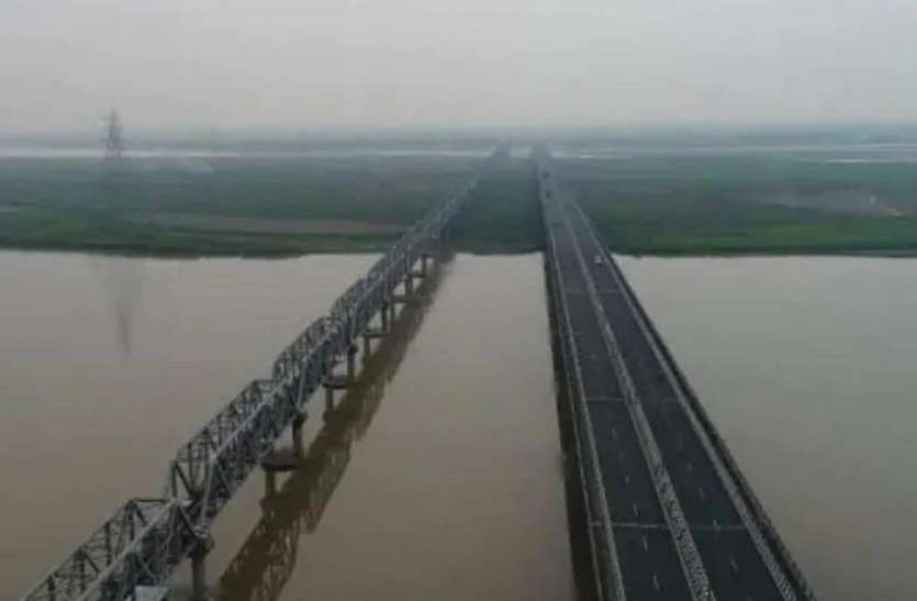 kosi_mahasetu_train_03.jpg