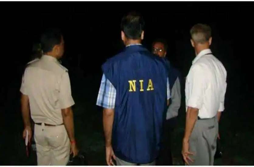 Ahmedabad, Halol News : आईएसआई के लिए जासूसी के आरोप में गोधरा से रिक्शा चालक गिरफ्तार Ahmedabad, Halol News : आईएसआई के लिए जासूसी के आरोप में गोधरा से रिक्शा चालक गिरफ्तार