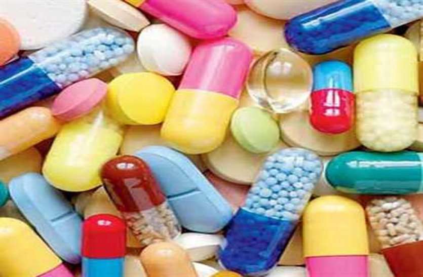 Paracetamol Tablet Of 21 Lakhs Rupees Sold In Alwar District बुखार और कोरोना के डर के बीच राजस्थान में यहां बिकी 21 लाख रूपए की पैरासिटामोल, अब कम हो रही खपत