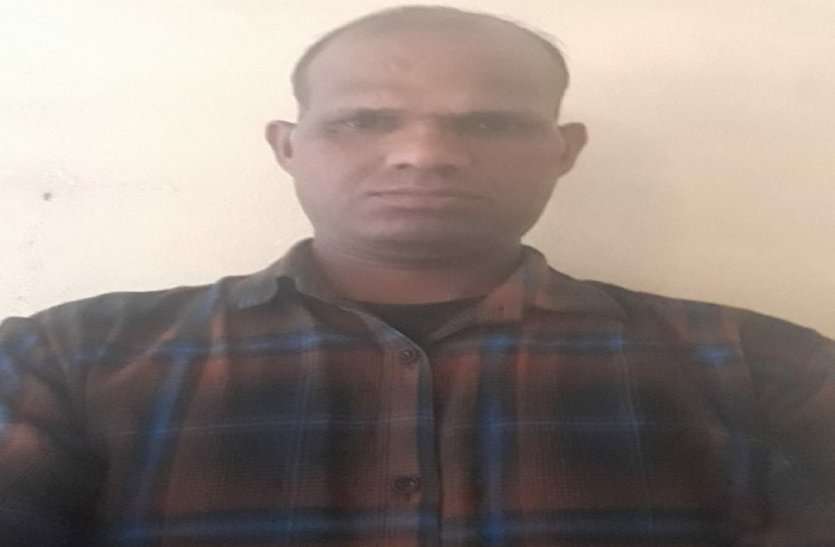 Alwar Se Ek Kavita Roj: Ya Dharti Rajasthan Ri अलवर से एक कविता रोज: या धरती राजस्थान री' लेखक-सुन्दर लाल मेहरानिया अलवर