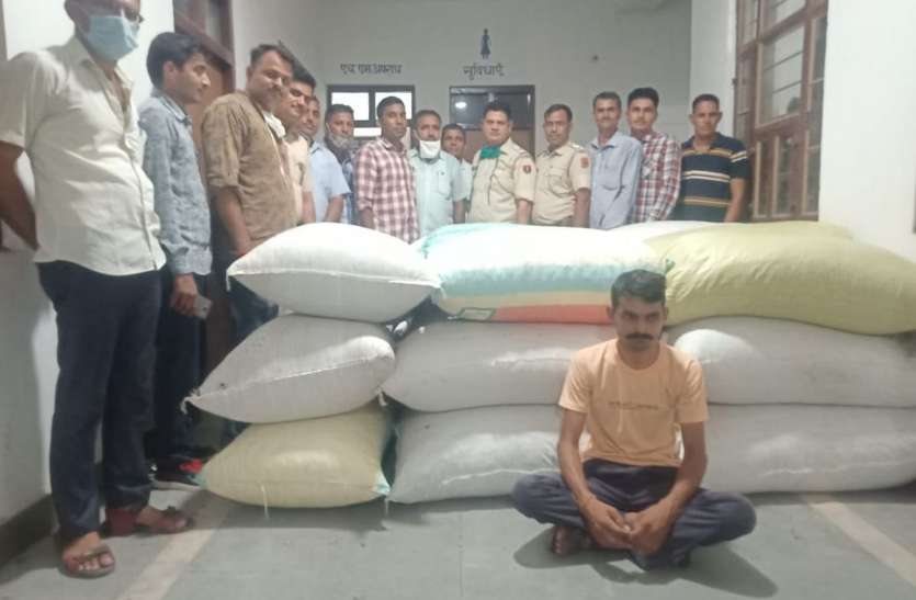 पंचायत चुनाव के लिए बिहार से लाया 658 किलो डोडा पोस्त जब्त पंचायत चुनाव के लिए बिहार से लाया 658 किलो डोडा पोस्त जब्त