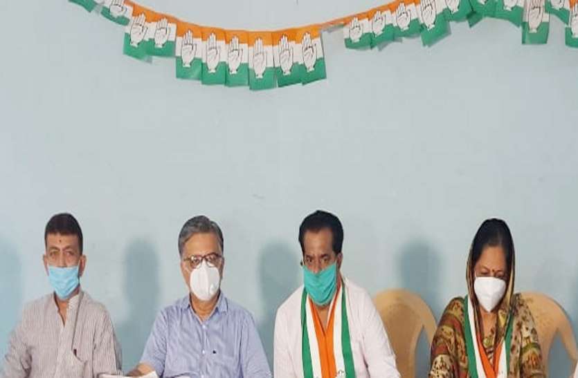 Ahmedabad, Rajkot News : चीन से 1.17 करोड़ रुपए के हिसाब से 17 मशीनें खरीदने का आरोप Ahmedabad, Rajkot News : चीन से 1.17 करोड़ रुपए के हिसाब से 17 मशीनें खरीदने का आरोप