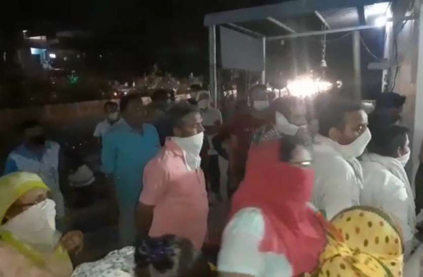 ghazibad.jpg साहिबाबाद में 13 वर्षीय किशोर लापता, तीन दिन बाद भी गुमशुदगी दर्ज नहीं करने के आराेप में हंगामा