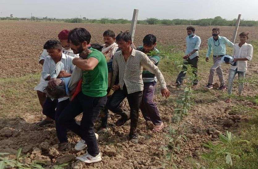 परीक्षा देकर लौट रहे बाइक सवार युवक की मौत परीक्षा देकर लौट रहे बाइक सवार युवक की मौत