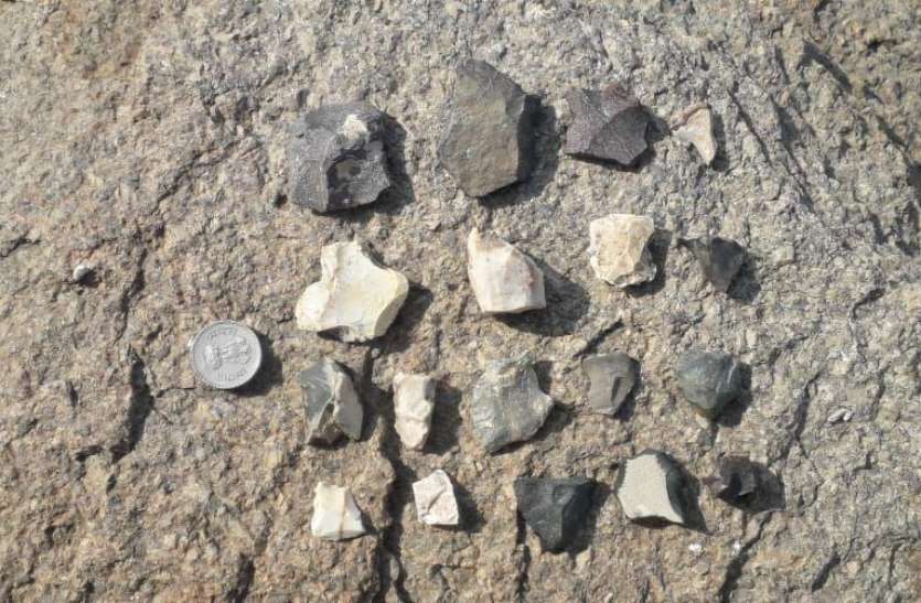 pashankalin_aujar.jpg लूनी नदी घाटी किनारे मिले पाषाणकालीन औजार व भित्ति चित्र, पुरातत्व सर्वेक्षण में आया सामने