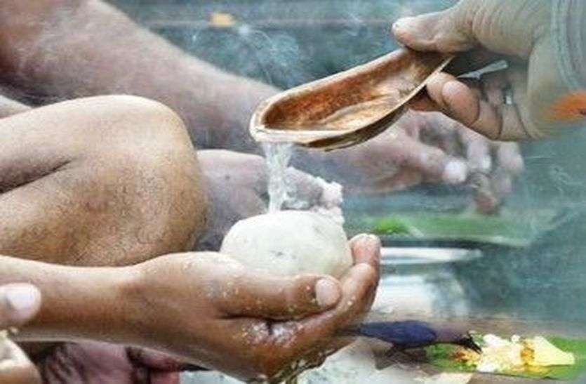 sarvpitra amavasya सर्वपितृ अमावस्या आज: 38 साल बाद बन रहा शुभ योग, ये उपाय करने से मनचाहा फल देंगे पितृ