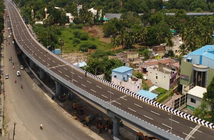 जीएसटी राजमार्ग पर यातायात होगा आसान जीएसटी राजमार्ग पर यातायात होगा आसान