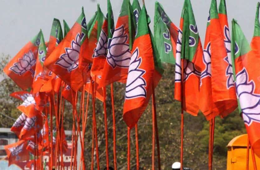 bjp.jpg राजस्थान: Congress के विरोध के बीच BJP का 'किसान कल्याण जनसंपर्क' अभियान शुरू, जानें क्या है रणनीति?
