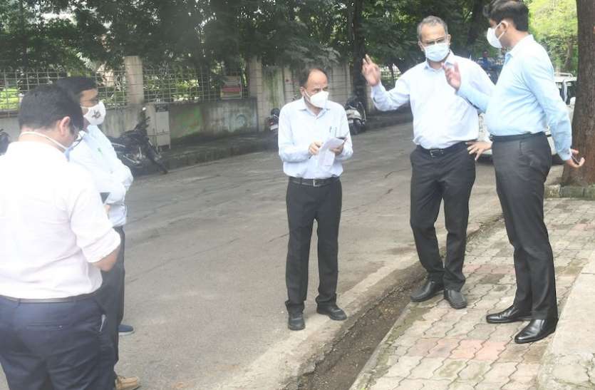 हीरा और कपड़ा सेक्टर से फिर मिल रहे संक्रमित हीरा और कपड़ा सेक्टर से फिर मिल रहे संक्रमित