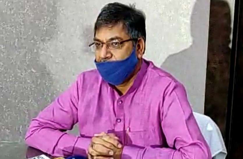 Satish Poonia Twitter Live, shares Covid-19 struggle experience Satish Poonia: ‘लोगों को उपदेश देते-देते खुद को मिल गई सज़ा’, जानें BJP प्रदेशाध्यक्ष कैसे दे रहे CORONA को मात