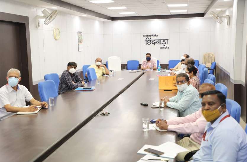 मुख्य सचिव ने पूछा स्वास्थ्य व्यवस्था का हाल...दिए यह निर्देश, जानें स्थिति मुख्य सचिव ने पूछा स्वास्थ्य व्यवस्था का हाल...दिए यह निर्देश, जानें स्थिति