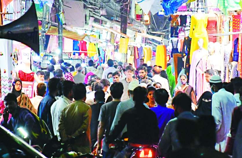 अब होटल बनेंगे कोरोना अस्पताल, वेटर की जगह तैनात रहेंगे वार्ड बॉय अब होटल बनेंगे कोरोना अस्पताल, वेटर की जगह तैनात रहेंगे वार्ड बॉय