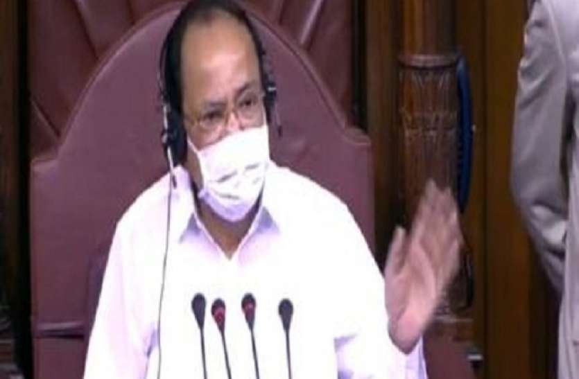 M Venkaiah Naidu Parliament Monsoon Session: राज्यसभा में निलंबित सांसदों के हंगामे के बीच मंगलवार तक के लिए कार्यवाही स्थगित