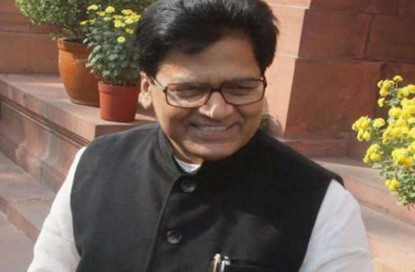 ram_gopal1.jpg UP Top News : राज्यसभा में 8 सांसद के निलम्बन पर दुखी सपा नेता राम गोपाल यादव ने माफी मांगी