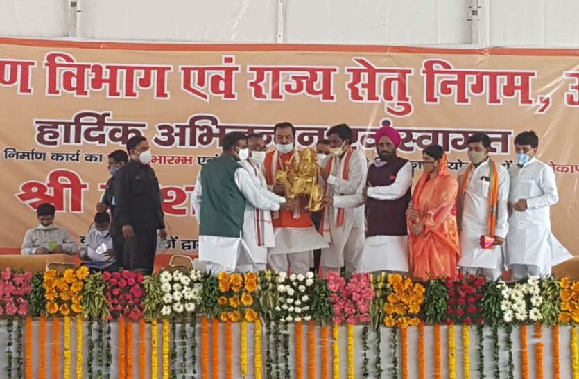 photo6294284476938824454.jpg जिस काम को आजम खान नहीं कर सके पूरा, उसे योगी सरकार ने किया पूरा
