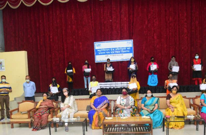 एनटीपीसी ऊंचाहार की कौशल विकास की दिशा में अभिनव पहल, गांव की बालिकाओं को बनाएंगे आत्मनिर्भर एनटीपीसी ऊंचाहार की कौशल विकास की दिशा में अभिनव पहल, गांव की बालिकाओं को बनाएंगे आत्मनिर्भर