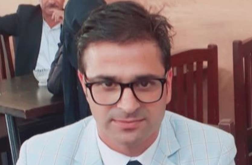 babar qadri, jammu kashmir, kashmir news, babar qadri shot dead, hindi news, JK: एक्टिविस्ट तथा लॉयर बाबर कादरी की गोली मार कर हत्या