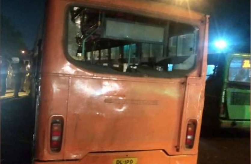 Bus Accident in Delhi Delhi में तेज रफ्तार बस ने बच्चे और महिला समेत सात लोगों को कुचला, तीन की मौत