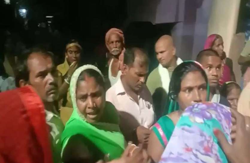 azamgarh news सोखा ने किया मुर्दे को जिंदा करने का दावा तो बीच रास्ते से लौट गयी अर्थी