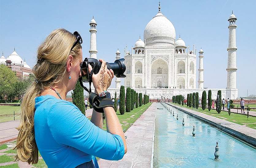 tourism कोरोना का खौफ, विदेश घूमने वाले घरों में दुबके, पासपोर्ट का ग्राफ भी गिरा
