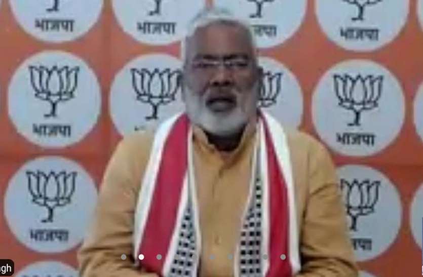 azamgarh news कृषि के क्षेत्र में क्रांतिकारी परिवर्तन लाने वाला है केंद्र सरकार का कृषि विधेयकः स्वतंत्र देव सिंह