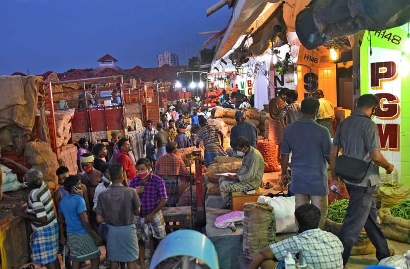 Koyambedu vegetable wholesale market reopens after 150 days 150 दिन बाद कोयम्बेडु सब्जी मार्केट फिर से खुला, जगह-जगह लगा जाम