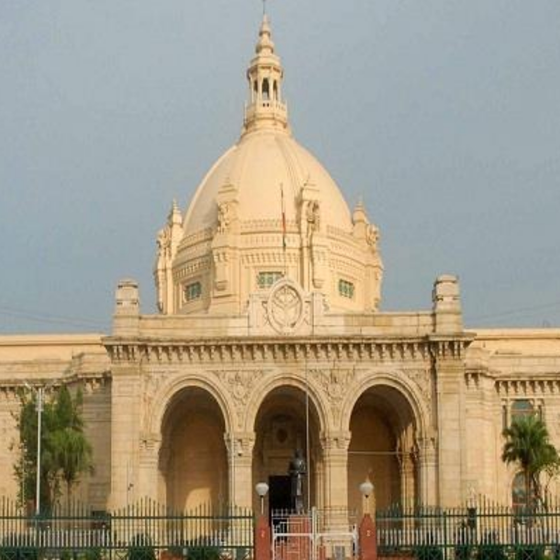 UP Vidhansabha upchuna : जिताऊ कैंडिडेट की तलाश में सभी दल, कुछ पर कांग्रेस-बसपा ने घोषित किये कैंडिडेट, bjp-sp में मंथन