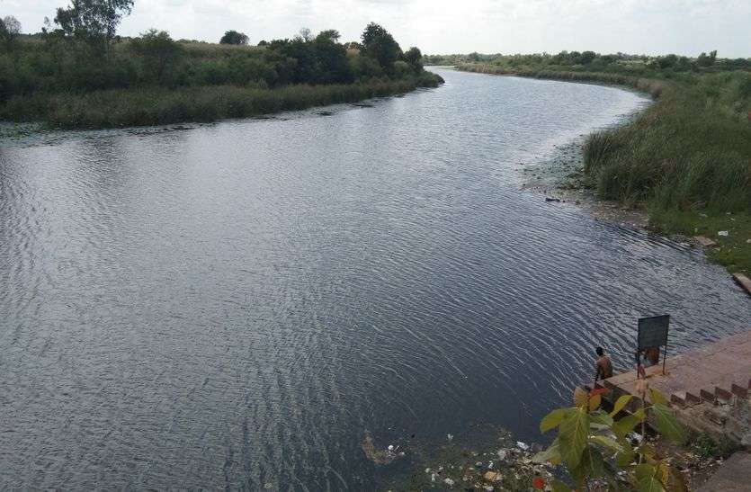 Laxman swing on Parvati river did not happen, No attention to religious faith नहीं बना पार्वती नदी पर लक्ष्मण झूला, धार्मिक आस्था की ओर कोई ध्यान नहीं