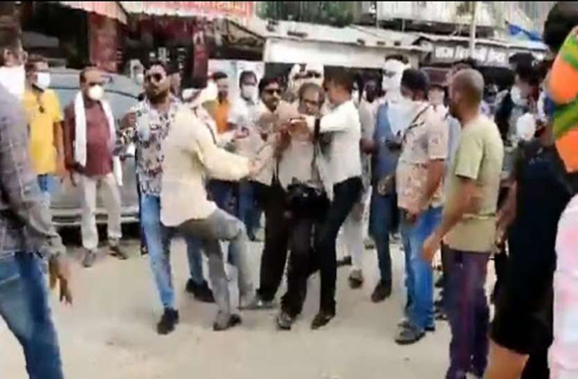 kamal_shukl.jpg पत्रकार से मारपीट का मामला: कांग्रेस ने जिला महामंत्री को हटाया, तीन विधायकों की बनी जांच टीम