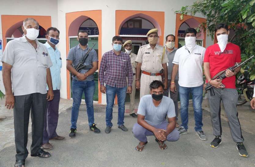 हरियाणा से फरार प्रेमिका की हत्या का आरोपी गणेशपुरा में दबोचा हरियाणा से फरार प्रेमिका की हत्या का आरोपी गणेशपुरा में दबोचा