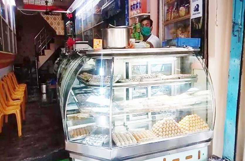 azamgarh news बड़ा फैसलाः मिठाई बेचनी है तो लिखना होगा एक्सपाइरी डेट, बेस्ट बिफोर यूज का लेबल जरूरी