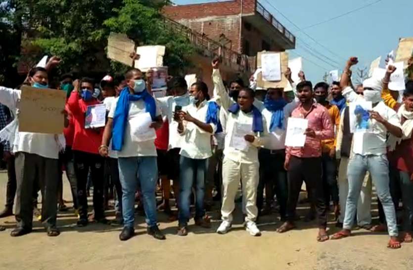 muzaffarnagar2.jpg हाथरस कांड के बाद भीम आर्मी प्रमुख को नजरबंद करने पर कार्यकर्ताओं ने की पंचायत