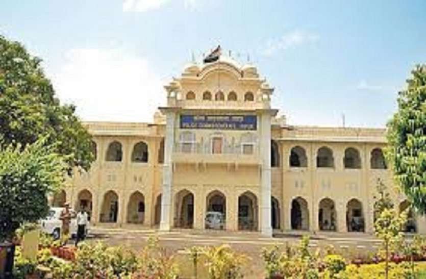 46 थाना क्षेत्रों के 621 चिन्हित स्थानों पर आंशिक कर्फ्यू 46 थाना क्षेत्रों के 621 चिन्हित स्थानों पर आंशिक कर्फ्यू