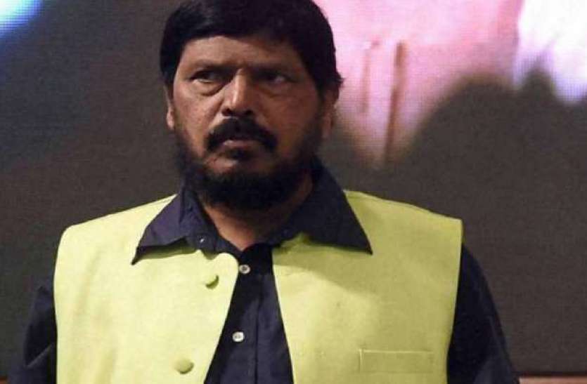 Union Minister Ramdas Athawale Hathras Gang rape Case: पीड़िता के परिवार से मिलेंगे रामदास आठवले, 31 अक्टूबर तक लगी धारा 144