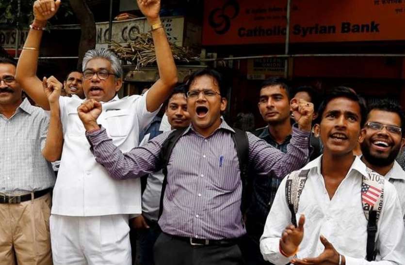share_market.jpg बीते पांच दिनों में बाजार के आए अच्छे दिन, निवेशकों को 8.15 लाख करोड़ रुपए का फायदा