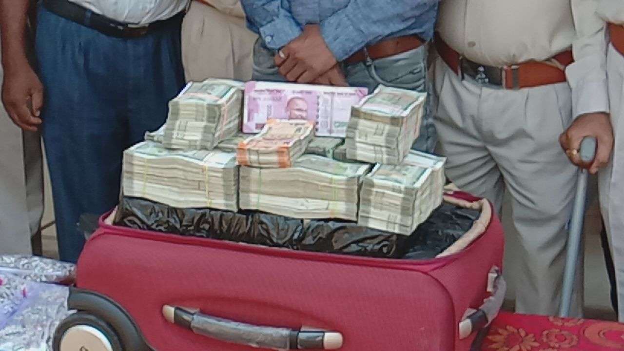 hawala.jpg