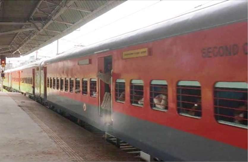 Clone train running due to no problem for the passengers on the festival