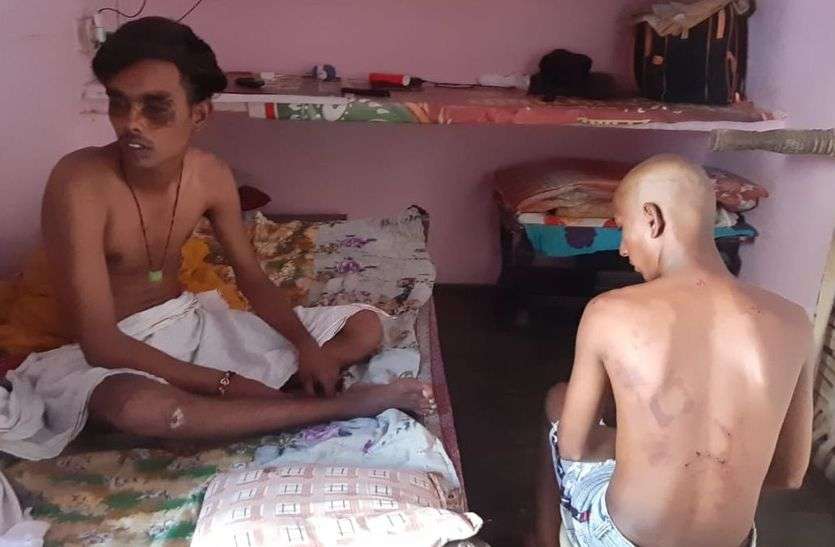 पीडि़त युवकों के बयान दर्ज, अनुसंधान में जुटी पुलिस पीडि़त युवकों के बयान दर्ज, अनुसंधान में जुटी पुलिस