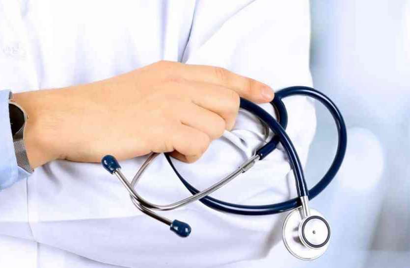 doctor.jpg प्रदेश में 4100 रजिस्टर्ड BAMS डॉक्टर, कोरोना के इलाज में आखिर क्यों नहीं ली जा रही इनकी मदद