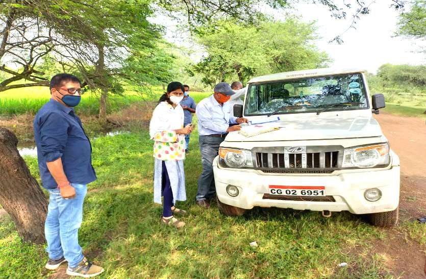 प्रशासन ने माना आत्महत्या करने वाले दुर्ग जिले के किसान की 25% फसल हुई है खराब, कृषि और राजस्व विभाग ने सौंपी जांच रिपोर्ट प्रशासन ने माना आत्महत्या करने वाले दुर्ग जिले के किसान की 25% फसल हुई है खराब, कृषि और राजस्व विभाग ने सौंपी जांच रिपोर्ट