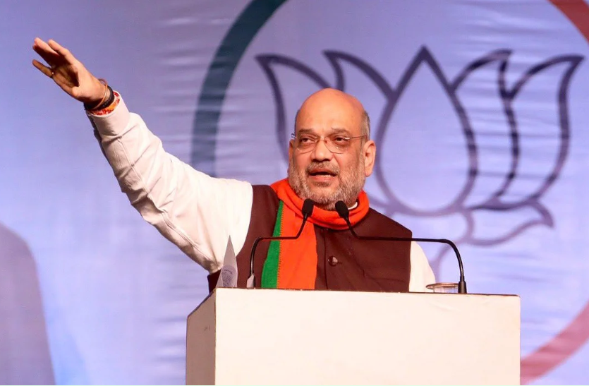 कोरोना से बचने के लिए अमित शाह ने साझा किए पीए मोदी के 'तीन मंत्र' कोरोना से बचने के लिए अमित शाह ने साझा किए पीए मोदी के 'तीन मंत्र'