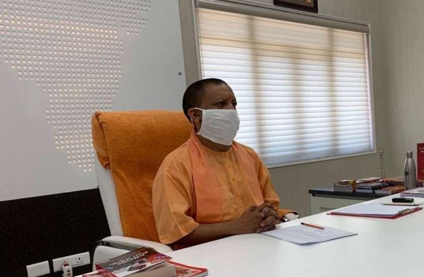 Yogi Adityanath कोरोना के चलते अंतर्राज्यीय बस सेवा बंद, फ्लाइट से आने वालों की होगी कोरोना जांच