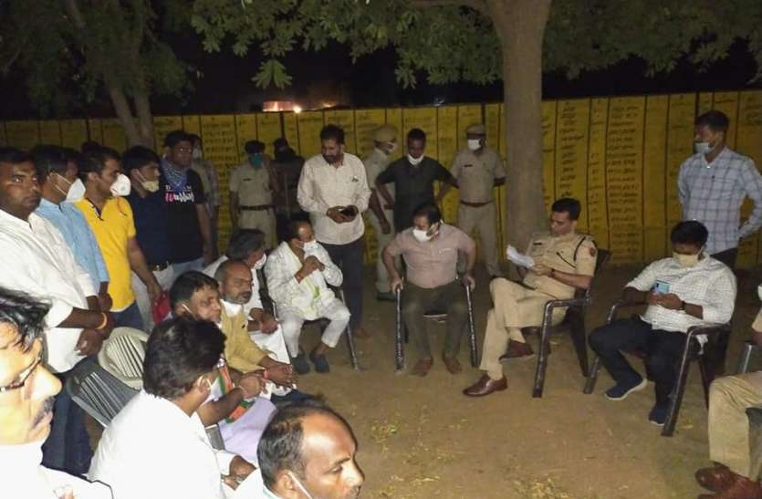 चालक के खिलाफ हत्या का मामला दर्ज, तीन कांस्टेबल लाइन हाजिर चालक के खिलाफ हत्या का मामला दर्ज, तीन कांस्टेबल लाइन हाजिर