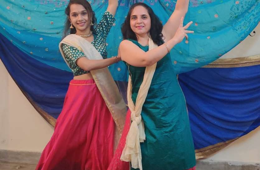 छोटे ग्रुप में सेलिब्रेशन, सोशल मीडिया से होंगे कनेक्ट छोटे ग्रुप में सेलिब्रेशन, सोशल मीडिया से होंगे कनेक्ट