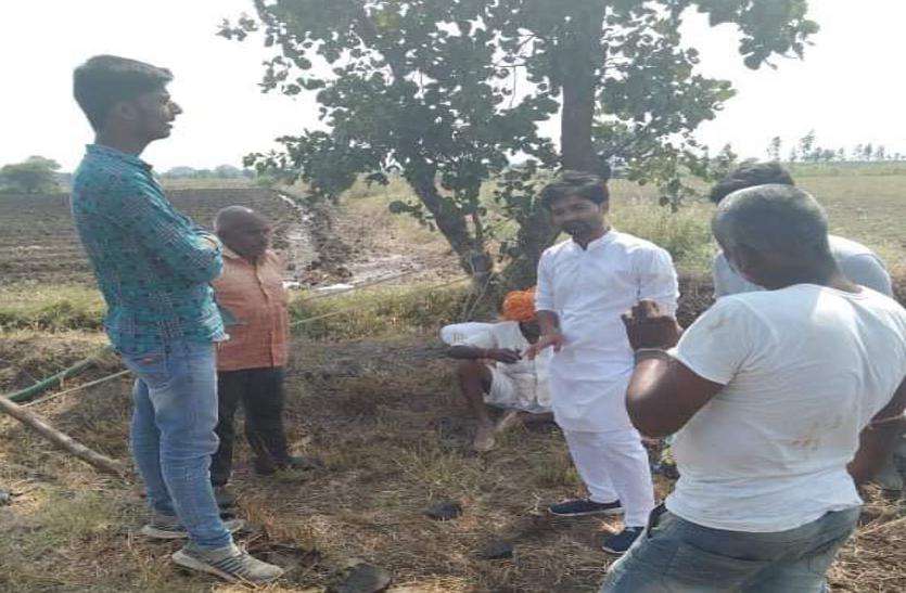Gujarat congres : यहां भी चुनाव प्रचार कर रहे हैं गुजरात के कांग्रेसी नेता ...??? Gujarat congres : यहां भी चुनाव प्रचार कर रहे हैं गुजरात के कांग्रेसी नेता ...???